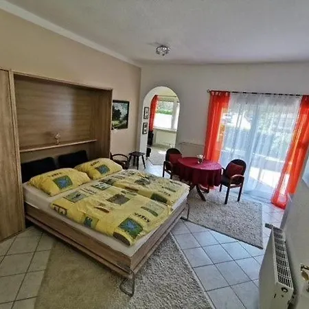 Apartment Strandmuschel 1 *